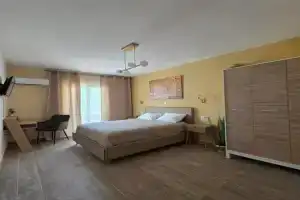 Canvas at Apartments, Koskinou