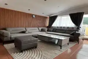 Apartment Zevs 5, Budva