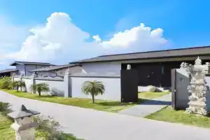 クリスタルヴィラ白浜オーシャンズドックリゾート Villa, Shirahama