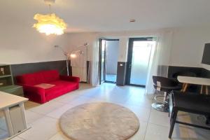 Heart of city 24 7 check in Apartments, Wiesbaden
