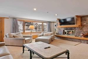 Lodge Tower 387 Three Bedroom Residence, Vail