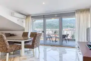 Central WoW Living Apartments, Budva