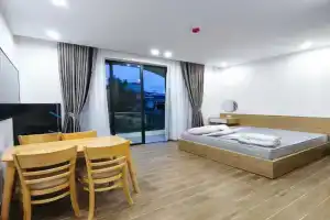 Hotel & Apartment Krixi, Da Nang