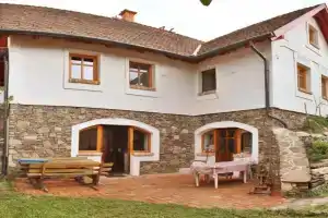 Kőszikla Apartman, Tihany