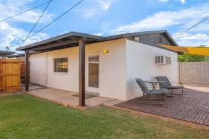Pet Friendly close to ASU Private yard Apartments, Phoenix