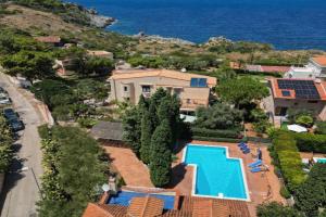 VFH Villa Cala del Cuore con piscina, 50 m dal mare, Bagheria