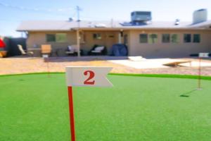 Sunswept Skies- Putting green-Firepit-ASU Apartments, Phoenix