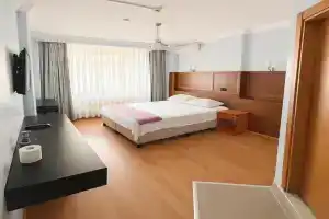 Ferah Hotel, Gebze