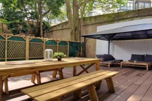 Unique location - 130m2 & Garden close to Museums Apartments, Bilbao