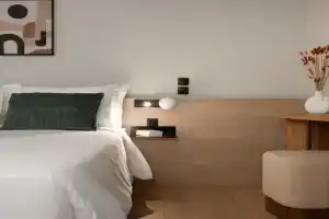 Gnamma Hotel, Piraeus