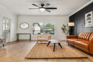 Boulevard Stays Quiet Modern 1BR Pickleball Pool Parking Gym 02 Apartments, Chandler