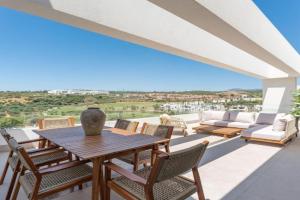 Ático Dúplex Azahar 4 Apartments, Estepona