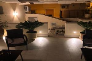 Charming 2-Bedroom House - Rooftop terrace in Heart of, Sicily, Noto