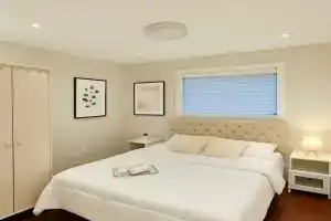 The Cozy Quad In the Heart of Guest house, Burnaby