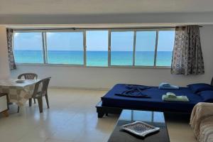 Studio with Stunning Sea View, Sousse