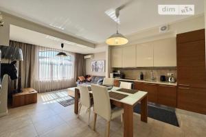 Apartment in the Centre of, Odessa