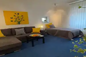 Charming Apartment in historischer Polizeiwache, Solingen