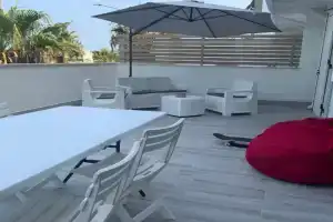 Aurora Apartments, Margherita di Savoia