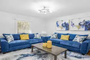 Gilbert Oasis Guest house, Charlotte