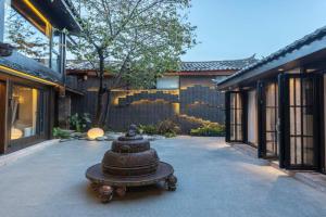 Lijiang Jingshanyuan Meisu Hotel, Lijiang