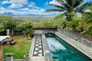 Villa Rea at Beach, Tamarin