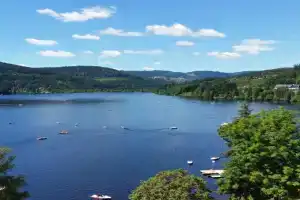 Fewo Biohaus 2 Apartments, Titisee-Neustadt