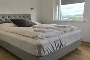 JM cozy room with a view, Reykjavik