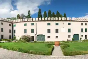 Apartment Castello with Pool, Cola