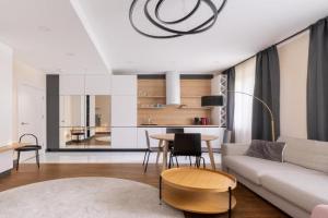 Forest view front line apartment on Dzintaru prospekts, Jurmala