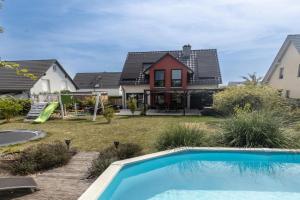 Thiele - Familienglück mit Garten - Kamin - Sauna - Pool Guest house, Weimar