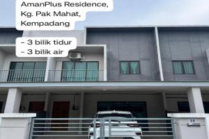 AzureGreen at AmanPlus Guest house, Kuantan