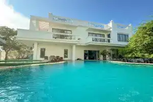 Nha Trang Pearl Beach Villa, Nha Trang