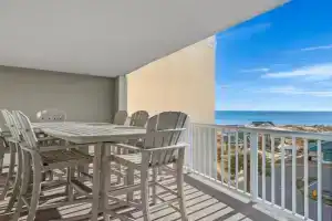 Azure 422 - Ocean Views & Free Beach Service! Apartments, Fort Walton Beach