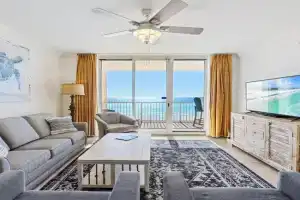 Azure 503 - Beachfront Luxury Condo & Free Beach Service! Apartments, Fort Walton Beach