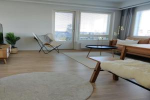 Central and Spacious Apartment for 3 with Sauna, Oulu