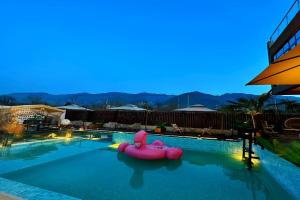 Qingqian Guanshan Swimming Pool Private Hot Spring B&B Cottage, Xi'an