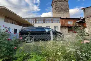 GuestHouse Qor Svaneti, Mestia