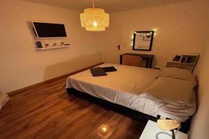 Appartement T2 rénové facultés 5 voyageurs Apartments, Dijon