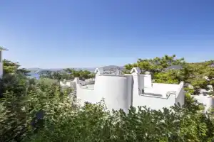 All Rooms w AC- Balcony - Backyard -5 mins Beach, Bodrum