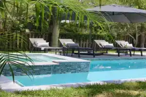 Friendly Fox Luxury Pool & Spa - Near DT & Beach home Guest house, Fort Lauderdale