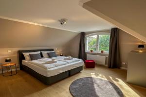 Uferresidenz - Altbau-Charme & Komfort am Wasser Apartments, Oldenburg