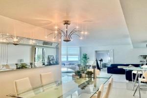 Apartment in Brickell Fantastic Ocean View, Miami