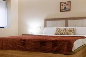 Apartamentos Doña Berenguela by gaiarooms, Leon