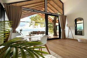 The Cosy Sunset Beach Resort, Thong Sala