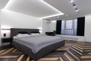 Victory-30 Luxe Apartment City Center, Kiev