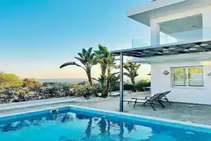 Elite Panoramic View 3Bdr Villa with pool, Ayia Napa