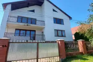 Villa Verde Zelena villa, Svalyava