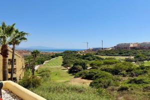 Sea View & Golf Frontline 2-Bedroom in Duquesa, Manilva