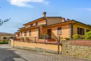 3 Bedroom Awesome Apartment In, Monte San Savino