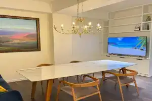 Modern Apartment nearPark Mall, Bishkek